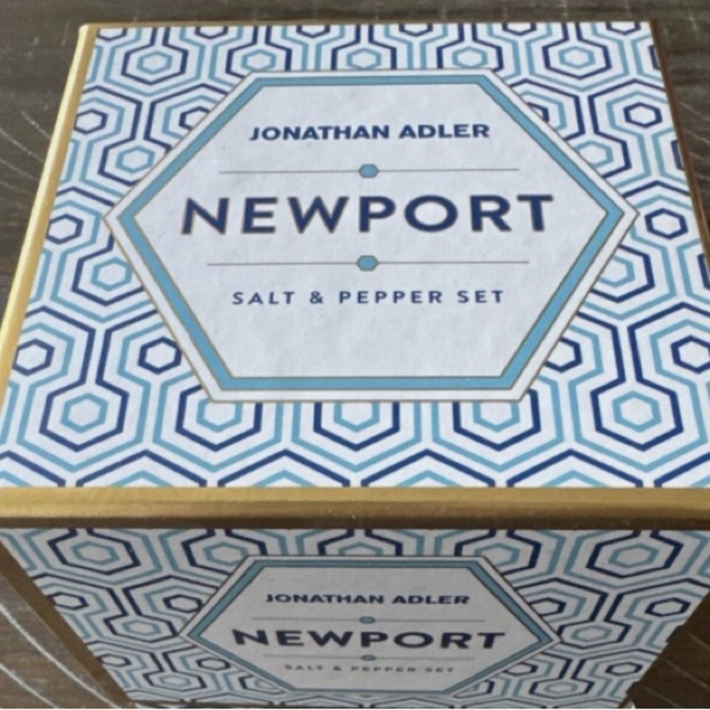 ⚓️NEWPORT- Hexagonal Blue and Gold Salt and Pepper Shakers Set - Jonathan Adler - Picture 2 of 2